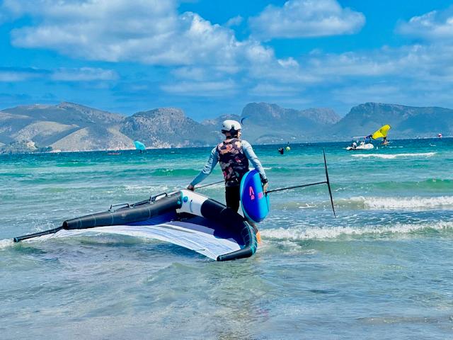 Johannes beim Kitesurfen